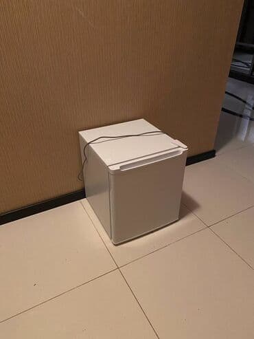 mini soyuduçu: Hoffmann mini soyuducu - Kompakt ölçü: kvadrat formalı, yerə az — 1