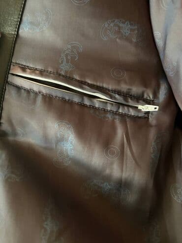 kişi dəri godəkcələr: Qara ceket/kojanka Tebii deridendir Razmeri S Geyinilməyib (razmeri — 10