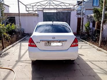 disk ve teker: Nissan Tiida: 1.5 l | 2011 il Sedan — 2