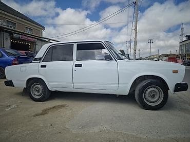 vaz kredit: VAZ (LADA) 2107: 1.6 l | 2007 il 151579 km Sedan — 1