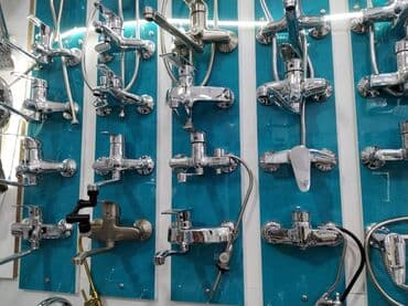 radioidarəedici kranlar: Divarda nümayiş etdirilən bu qarışıq kranlar hamam və mətbəx üçün — 1