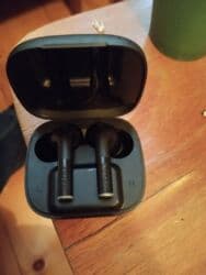 Микрофоны: Б/у Беспроводные (Bluetooth) Наушники, Definitive Technology, цвет - Черный — 2