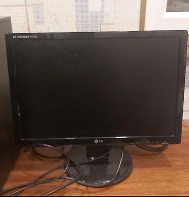 3 d panel: LG Flatron W1943S monitor - Ekran diaqonalı: 19" - Panel: LCD - Geniş — 1