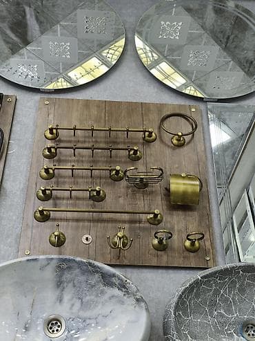 Banyo üçün aksesuar dəsti – klassik bronz rəngli metal Komplektə