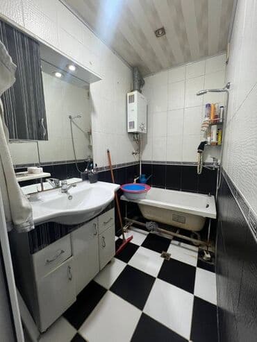 xacmazda satilan evler: Bakı, 3 otaqlı, Köhnə tikili, m. Əhmədli, 82 kv. m — 15