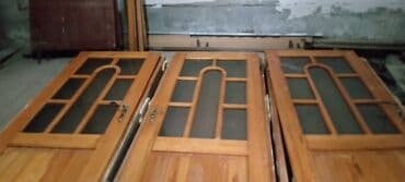 Ağac giriş/interyer qapıları – 3 ədəd - Material: təbii ağac (şpon