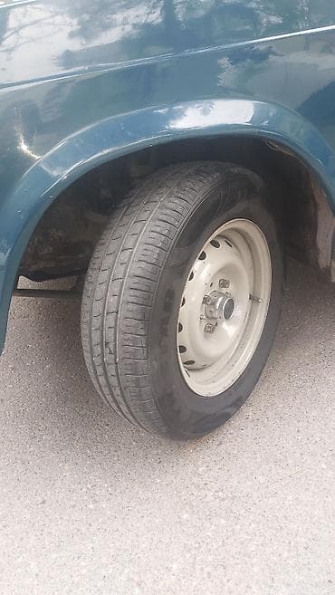 kuzu: Lada 2104 universal - Kuzov: 5 qapılı universal, tünd mavi rəng - — 5