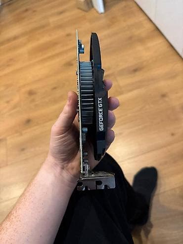 mac pro: Videokart Asus GeForce GTX 1050 Ti, 4 GB — 4