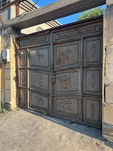 dəmir fermalar: Metal darvaza dəsti İkinci əl darvaza satılır ciddi alıcıya endiriç — 1