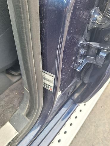 mercedes 270: Mercedes-Benz ML 270: 2.7 l | 2001 il Ofrouder/SUV — 6