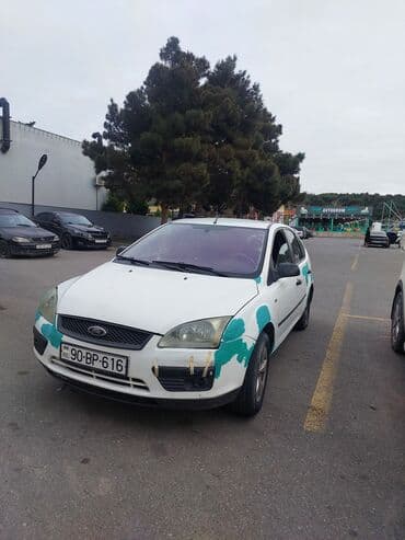 Ford Focus: 1.6 l | 2006 il 430000 km Hetçbek