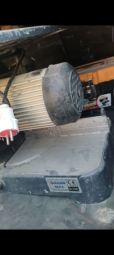 ağaç kesen makineler: İşlənmiş Uqlorez 2300 W-dan çox, 355 mm, Ünvandan götürmə — 2