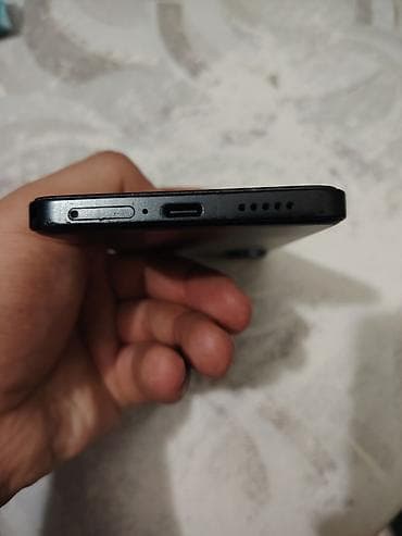 samsung note 8 satilir: Poco F6, 512 GB, rəng - Qara — 6