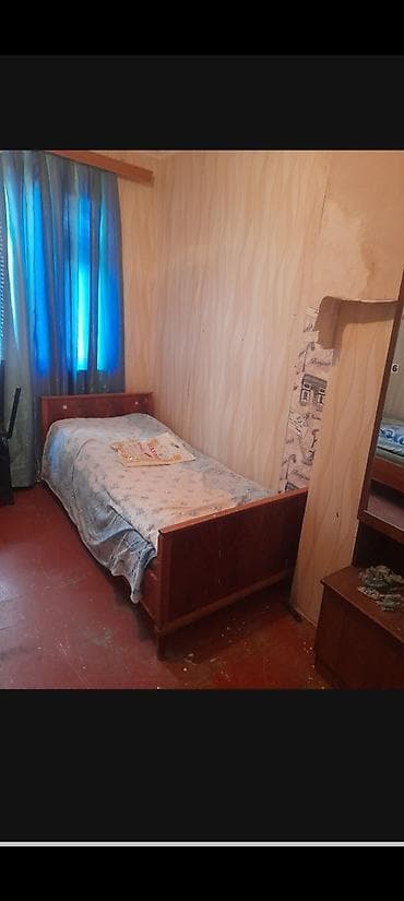 kiraye anbar: İcarəyə verilir: 1 otaq (yataq otağı) - Otaq: iki tək nəfərlik — 2