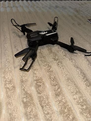 oyuncalar: Qatlanan mini dron dəsti Məhsul xüsusiyyətləri: - Qatlanan korpuslu — 1