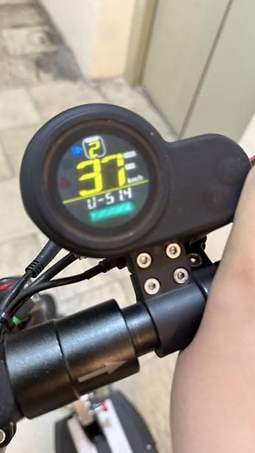 dəmir pullar: İşlənmiş Elektrik samokat 11", 501 - 750 Vt, > 45 km/s — 8