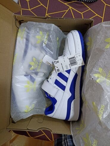 adidas qaçış üçün qadın krossovkaları: Adidas Forum Low 84 razmer 43 ⅓ Модель впервые появилась на горизонте — 7