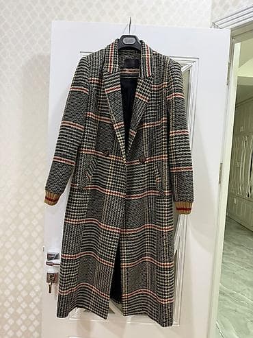 Qadın palto – klassik kaşmir toxunuşlu, uzun model 350 manata