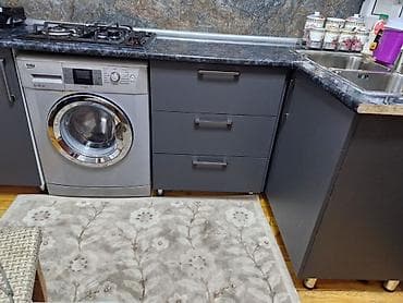 qaz balun: Mətbəx mebeli dəsti – tünd boz rəngdə, müasir düz xətli dizayn — 5