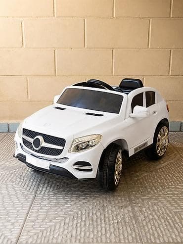 Uşaq üçün elektrikli minik maşını – ağ rəng Xüsusiyyətlər: - SUV — 1