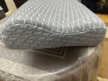 promedic pulse oximeter: Boyun hissəsini dəstəkləyən anatomik kəsimli ortopedik yastıqlar. 1 — 1