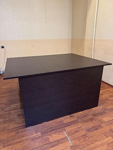bağca mebelləri: İşlənmiş, Kvadrat masa — 4