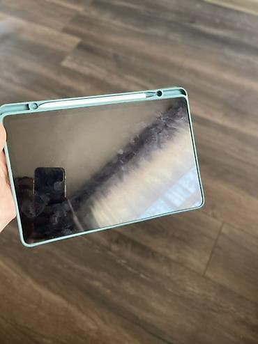 ipad tablet: Samsung planşet - Model: Samsung Galaxy Tab (metal gövdə, arxa — 2