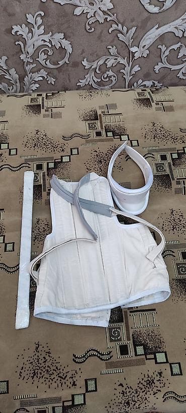 Digər tibbi məhsullar: Karset, boyunluqla birgə 15 gün istifadə olunub.ehtiyac olmadigi üçün — 1