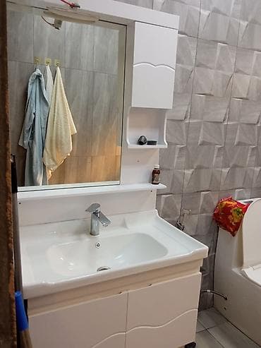 studio mənzil: Tələbə qızlar üçün kirayə ev! • Qiymət: 150 AZN (bir telebe ucun) 4 — 8