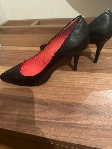 Tuflilər, Ölçü: 40, rəng - Qara, Yeni