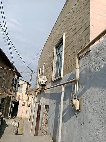 Bülbülə qəsəbəsində 2 mərtəbəli, 7 otaqlı həyət evi (156 m²) ​Bülbülə