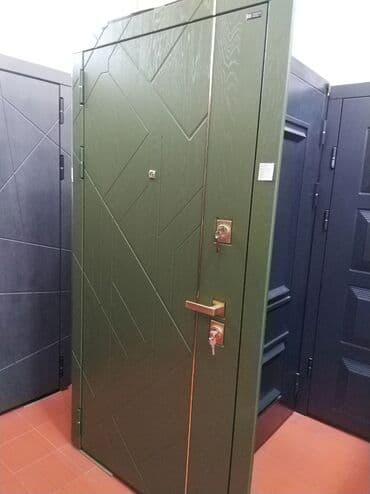 çöl qapılar: Taxta örtüklü, müasir dizaynlı, iki kilidli qapı. Ev və ya ofis üçün — 2