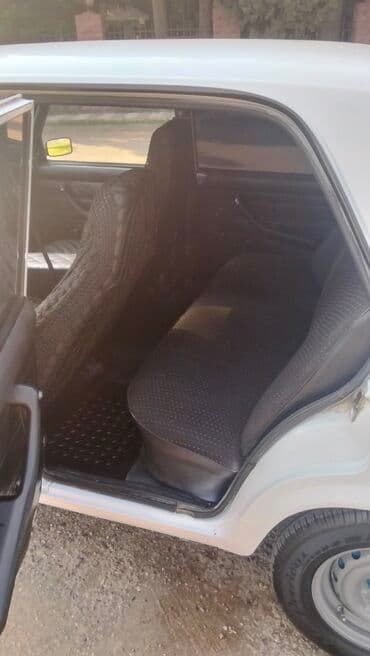 avtomobil cexolları: VAZ (LADA) 2107: 1.6 l | 2007 il 154782 km Sedan — 4