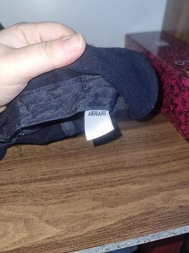 Original ARMANI JUNIOR İki ədəd “AJ” loqolu kepka. Bir ədədi qara — 4