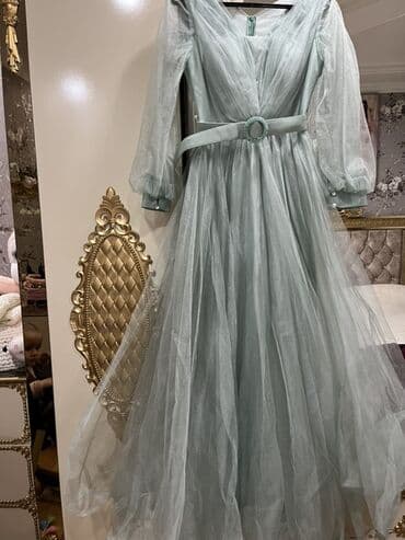 qara yubka modelleri: Qadın ziyafət geyimləri – 4 model 1) Açıq firuzə rəngli uzun paltar - — 1