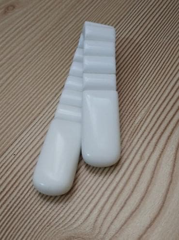 Eynəklər: Təsbeh əl işi Təsvir: - Material: hamar, cilalanmış seramik - Forma — 1