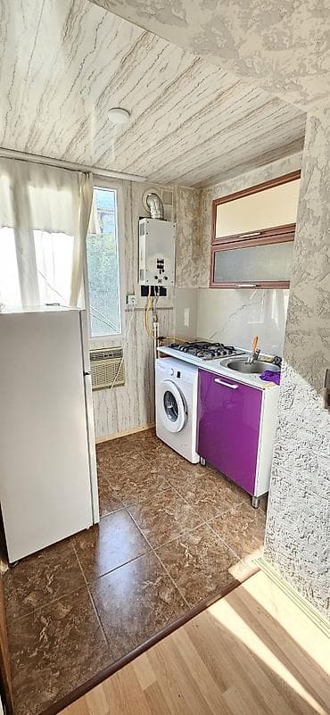 ev axtaranlar: Komunal qiymete daxildir. Elmler metrosu Baki dovlet univer yani 53 — 4