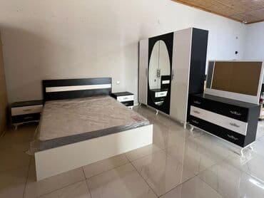 ((8500))*Asya* Yataq desti satılır (yeni matrasla)* Eni 190sm Hund