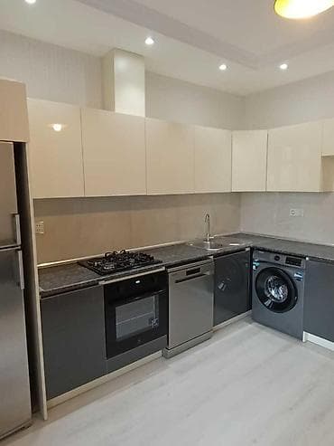 balkon stul: İcarəyə verilir 3 otaqlı yeni tikili 100 m², 8 Noyabr m. Kateqoriya — 10