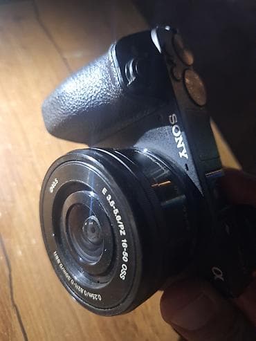 Sony Alpha a6500 güzgüsüz fotoaparat + E PZ 16–50mm f/3.5–5.6 OSS — 1