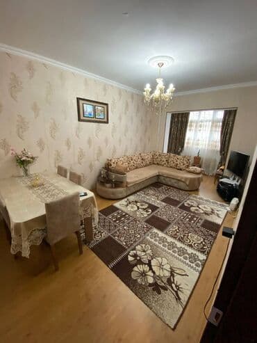 9 ci mikrorayon satilan evler: Bakı, 3 otaqlı, Köhnə tikili, 75 kv. m — 1