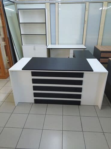 ikinci el dikt: Yenidir. Hazır var isdenilen rəngdə isdenilen olçuyə hazırlanır — 8