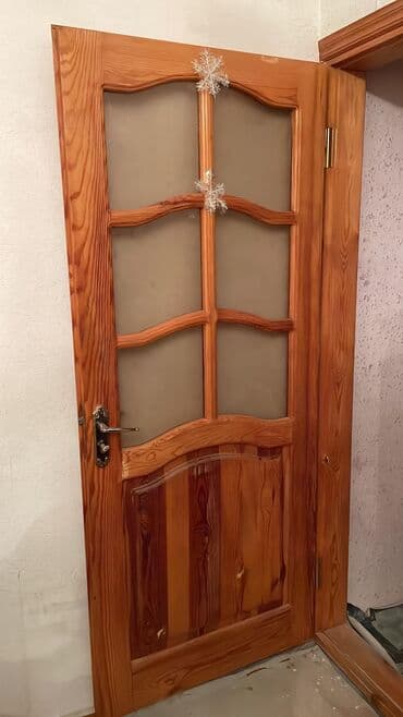 Напольные покрытия: 5 ədəd İşlənmiş Taxta otaq qapısı – şüşəli model, hamısı birlikdə 270 — 3