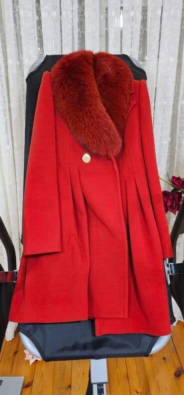 пальто зимнее: Yüksək keyfiyyətli isti saxlayan palto. X-lady alınıb. Razmer M — 1
