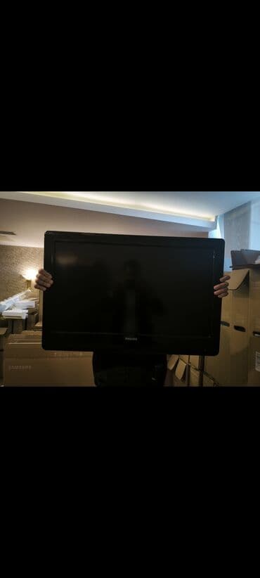 telvizorlar: İşlənmiş Televizor Philips LCD 82" Ünvandan götürmə — 1