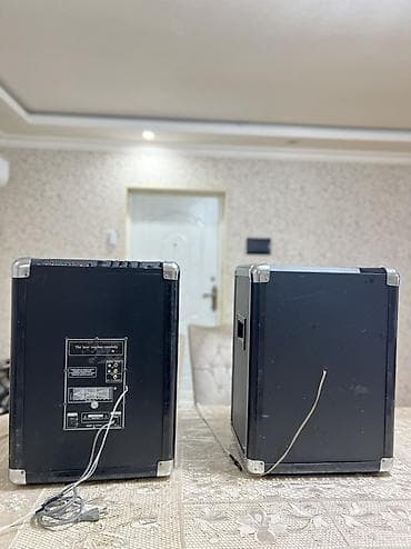 Karaoke: SIVITE aktiv akustik sistem – cüt - Gücləndirici daxilində: “Build in — 5