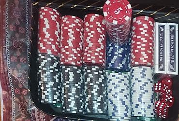 Poker masaüstü oyun seti.500 fiş (professional).2 dəst kart.10 oyun — 4