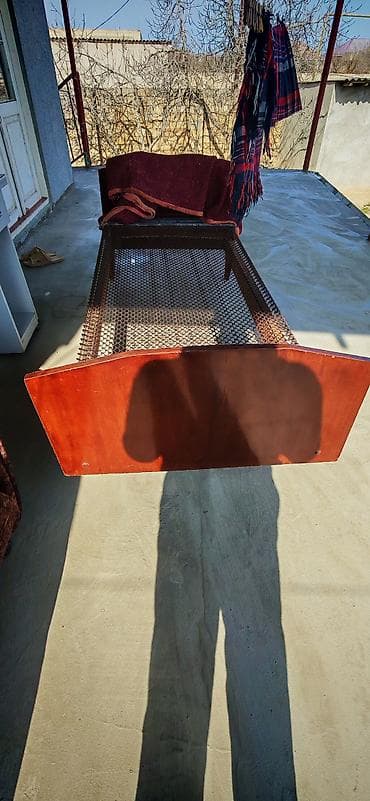 qorka mebel: Oğlan və qız üçün, İşlənmiş, Dördbucaq, Beşik, Dəstsiz, Matrassız, Yellənmə mexanizmsiz — 3