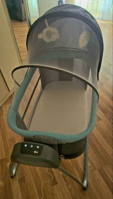 Manejlər: İdeal vəziyyətdədir. Avtomatik yellənir. Musiqilidir. Aşağı hissəsi — 7