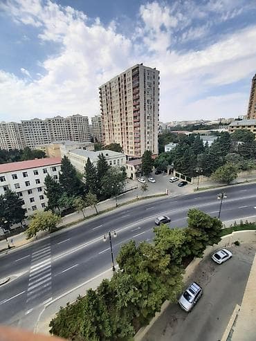 gence ev: Salam.Gənclik Koroğlu Rəhimov prospekti odlar yurdu universt üz bə üz — 3